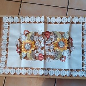 Floral Embroidered Hollowed Out Placemats Set Of Four ( New)